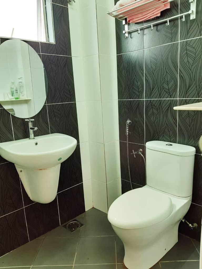 Ipoh Easteden Homestay Zimmer foto